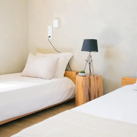 Lapoint Surf Camp Hostel Ericeira