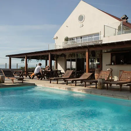 Hostel Lapoint Surf Camp *