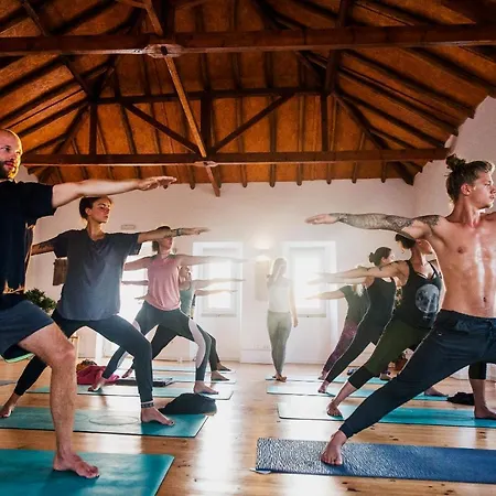 Lapoint Surf Camp Hostel Ericeira