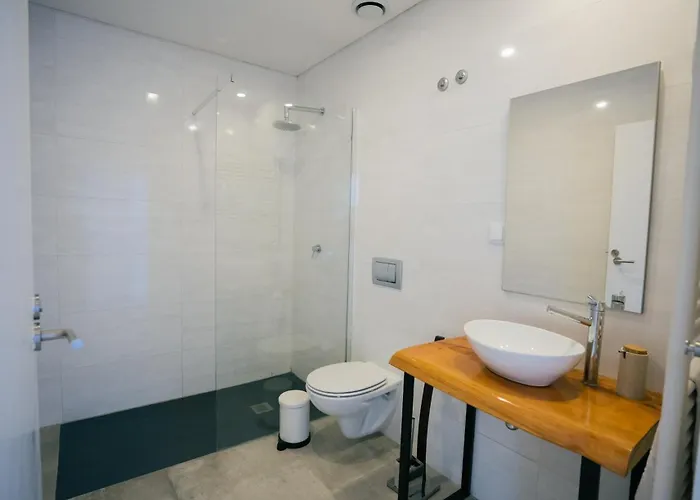 Lapoint Surf Camp Ericeira