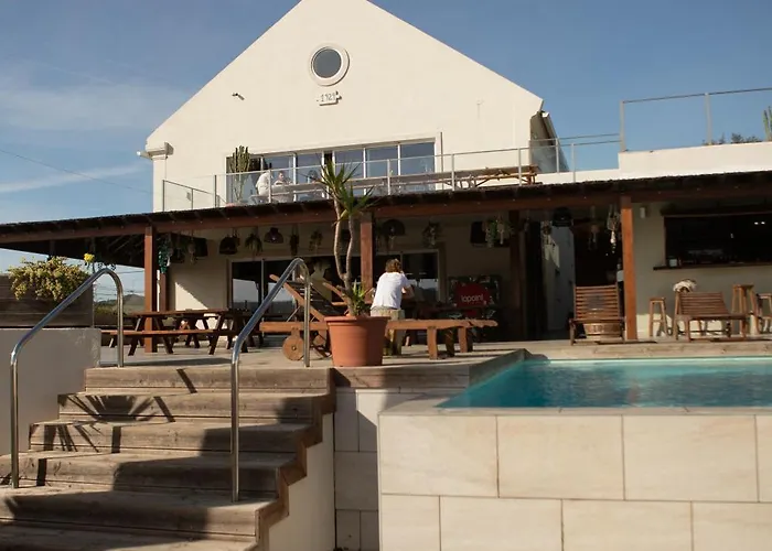 Lapoint Surf Camp * Ericeira