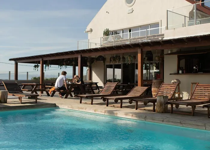 Hostel Lapoint Surf Camp *