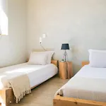 Lapoint Surf Camp * Ericeira