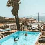 Hostel Lapoint Surf Camp